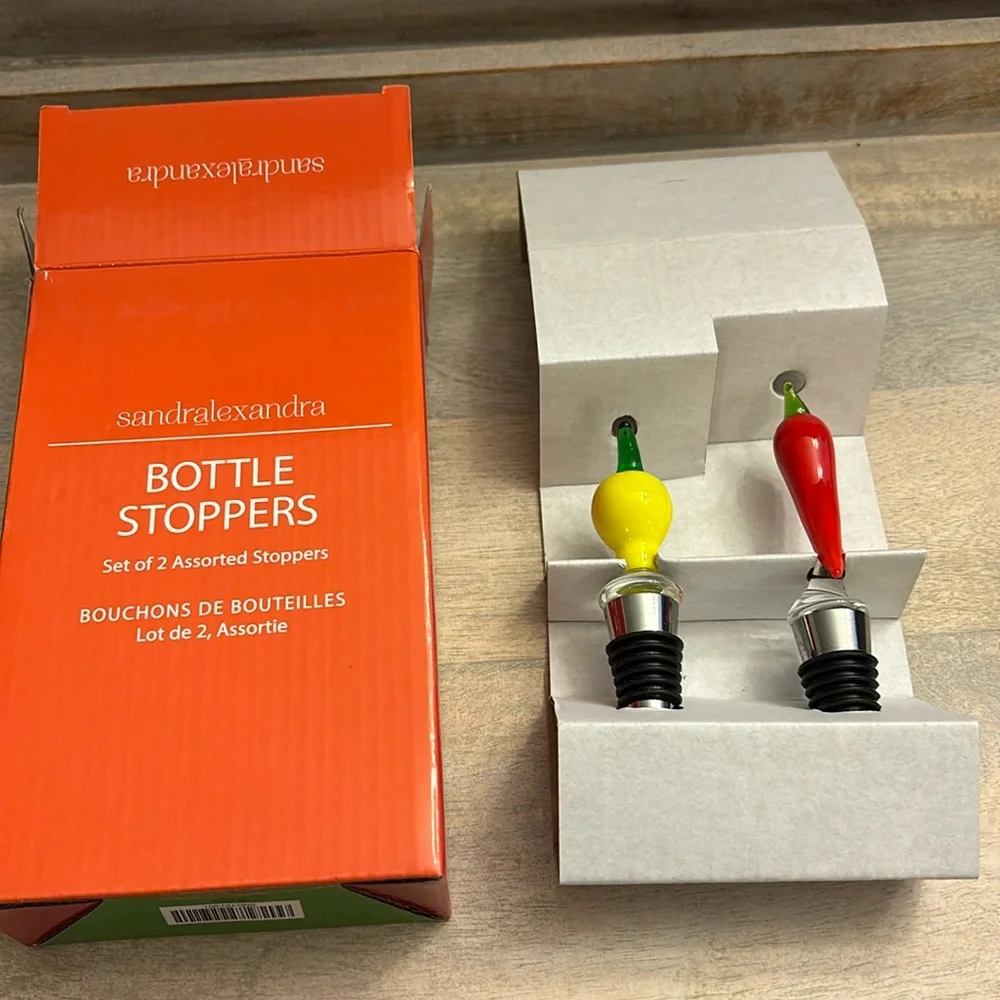 Sandraskexandra bottle stoppers new in box lemon and chili glass motif wine stop